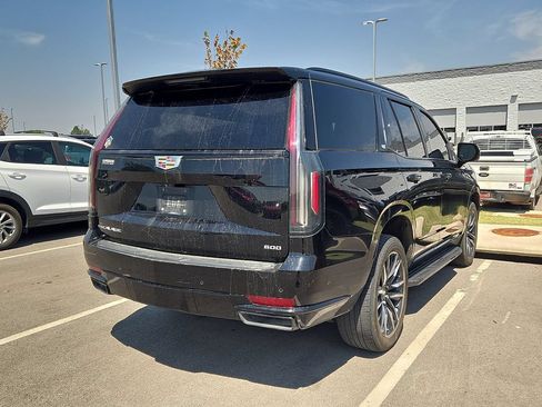 Used 2021 Cadillac Escalade Sport AWD/4WD image 3