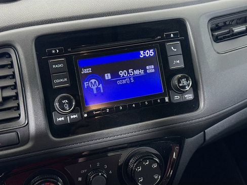Used 2017 Honda HR-V LX image 14