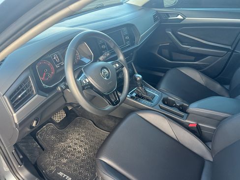 Used 2020 Volkswagen Jetta SE image 9