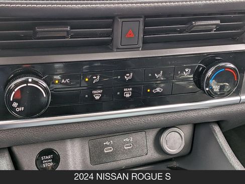 Used 2024 Nissan Rogue S FWD image 22