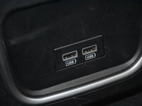 Used 2022 Dodge Charger SXT image 25