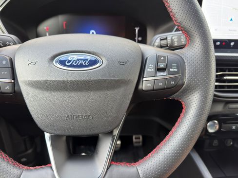 Used 2024 Ford Escape ST-Line w/ Tech Pack #1 FWD image 20