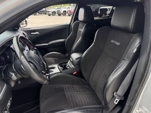 Used 2023 Dodge Charger Scat Pack w/ Daytona Edition Group RWD image 24