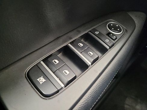 Used 2024 Kia Forte GT-Line image 27