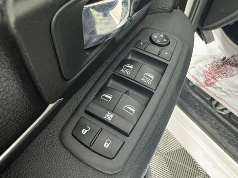 Used 2022 RAM 1500 Classic Warlock AWD/4WD image 34