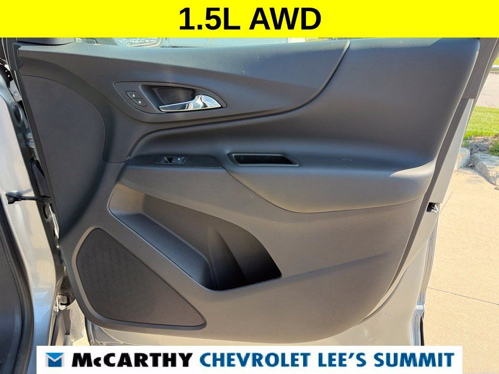 Used 2024 Chevrolet Equinox LT AWD/4WD image 17