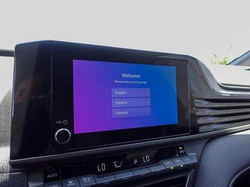 Certified 2025 Toyota Camry SE w/ Convenience Package FWD image 17