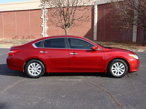 Used 2017 Nissan Altima 2.5 S w/ Power Driver Seat Package image 24