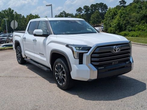 Used 2024 Toyota Tundra Limited RWD image 4