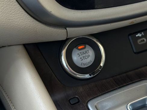 Used 2022 Nissan Murano Platinum w/ Cargo Package FWD image 27