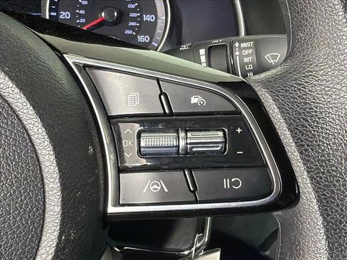 Used 2022 Kia Forte LXS FWD image 25