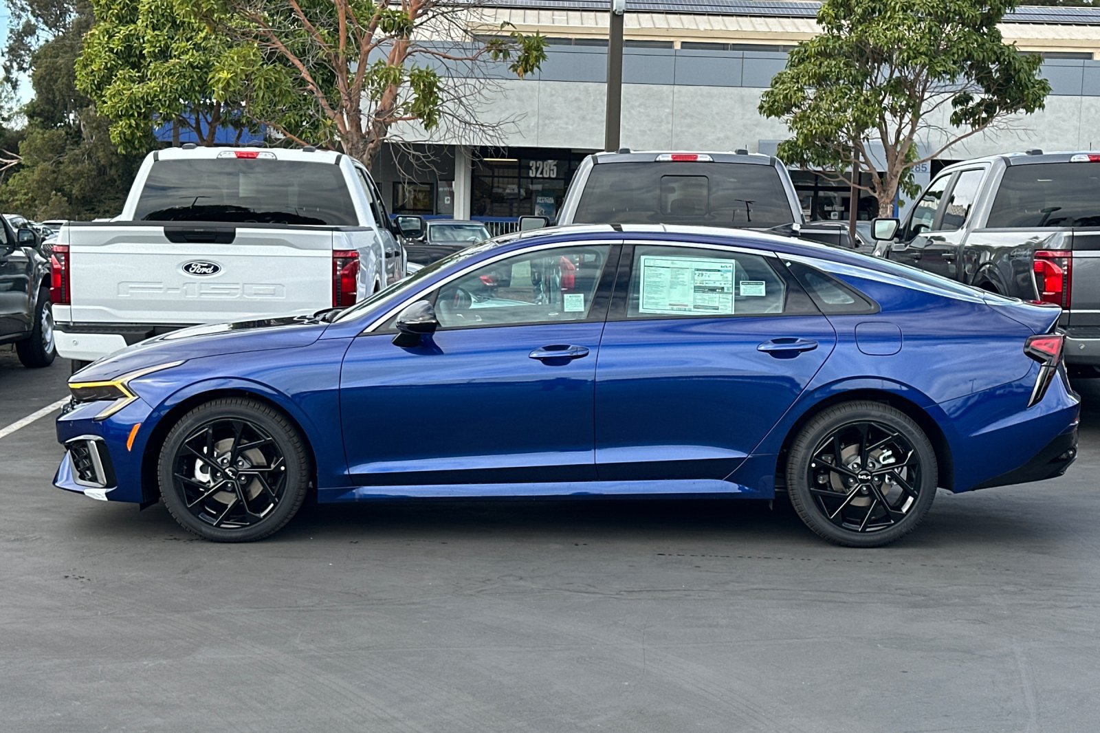 New 2027 Kia K5 GT-Line w/ GT-Line Premium Package FWD image 8
