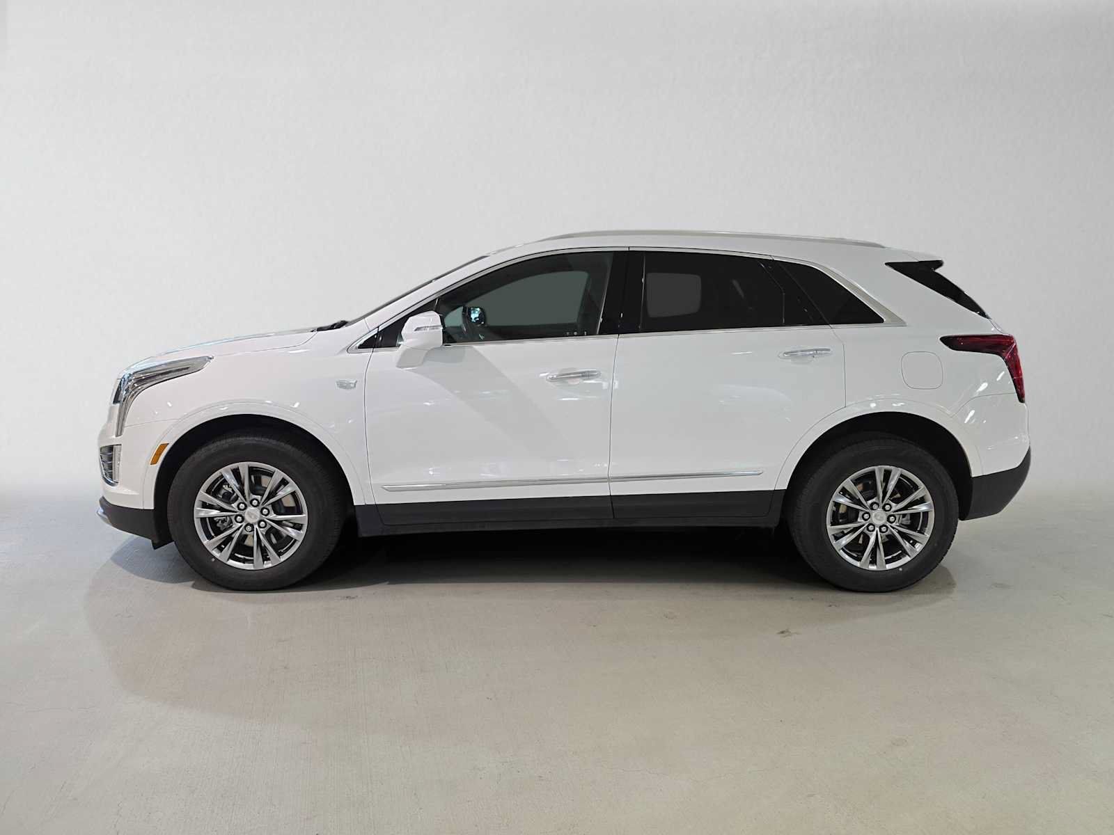 Used 2021 Cadillac XT5 Premium Luxury FWD image 6