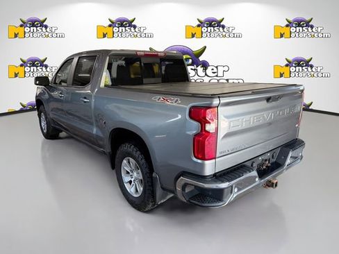 Used 2022 Chevrolet Silverado 1500 LT w/ Convenience Package II AWD/4WD image 6