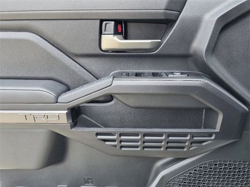 New 2024 Toyota Tacoma TRD Off-Road image 17