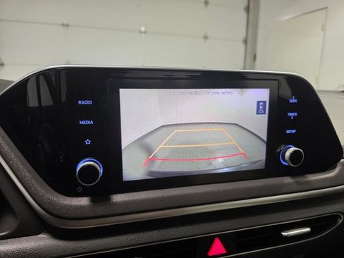 Used 2023 Hyundai Sonata SE FWD image 18