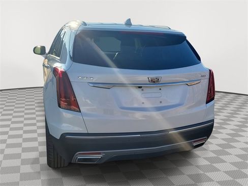 Used 2023 Cadillac XT5 Premium Luxury image 6