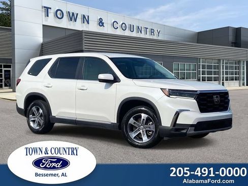Used 2025 Honda Pilot EX-L image 1