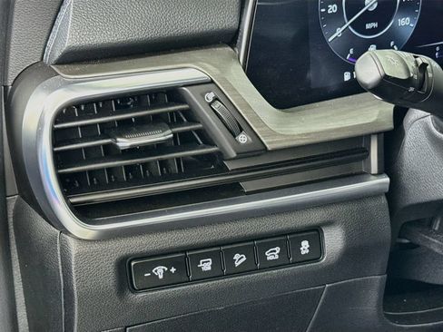 Used 2025 Kia Telluride SX X-Line AWD/4WD image 10