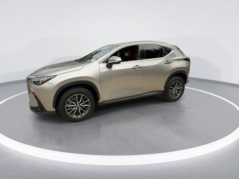 Used 2025 Lexus NX 250 FWD w/ Cold Area Package image 4