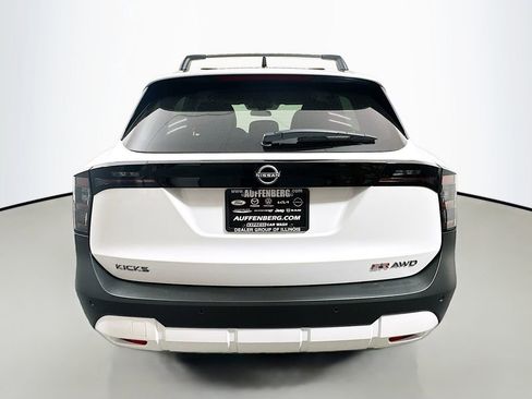 New 2026 Nissan Kicks SR w/ Cold Weather Package image 20