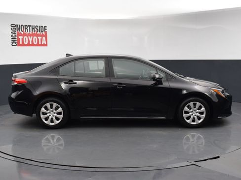 Used 2024 Toyota Corolla LE FWD image 5