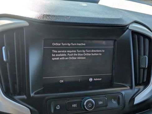 Used 2024 GMC Terrain SLE w/ Driver Convenience Package image 21