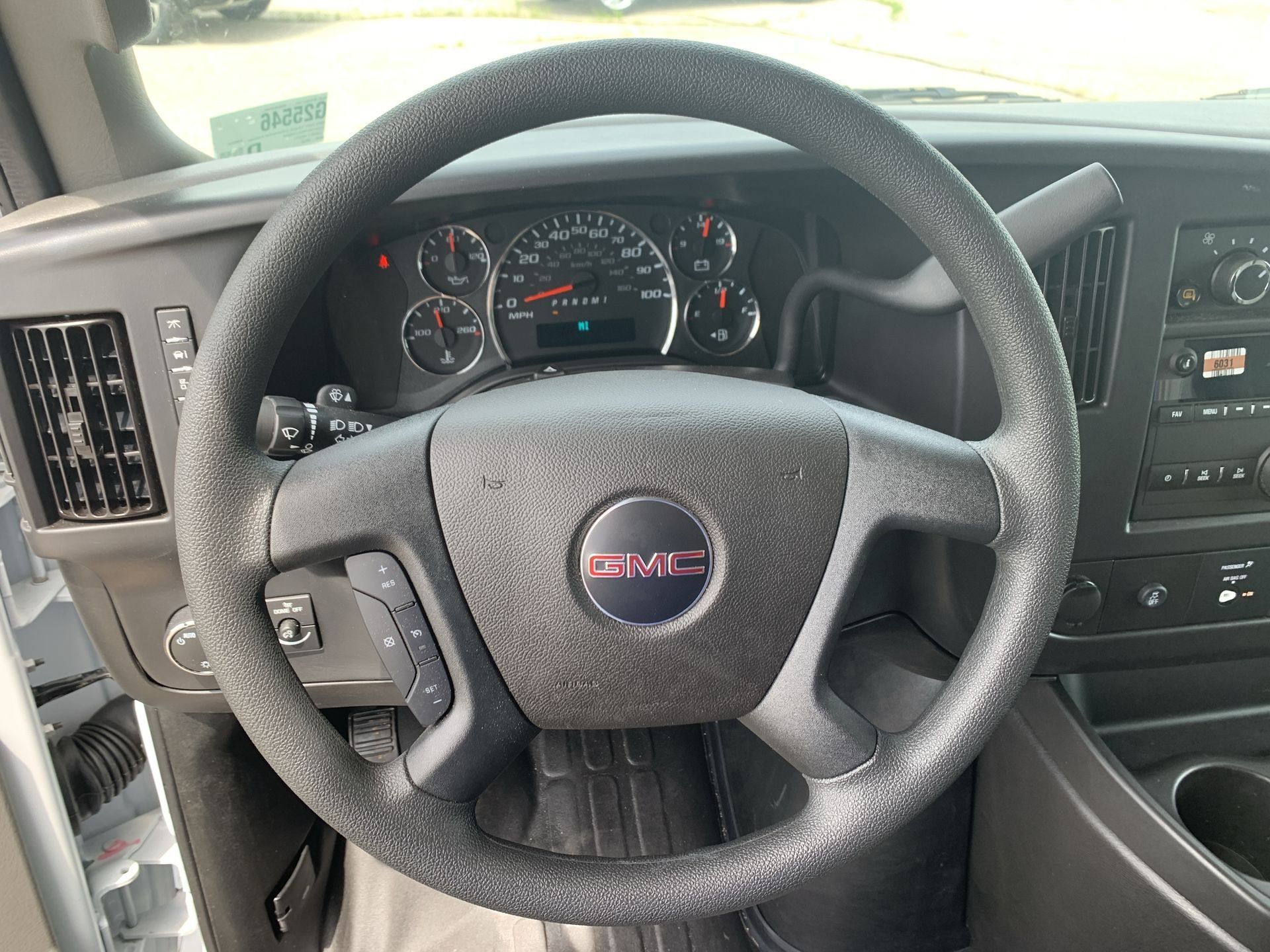 New 2025 GMC Savana 3500 w/ Power Convenience Package RWD image 34