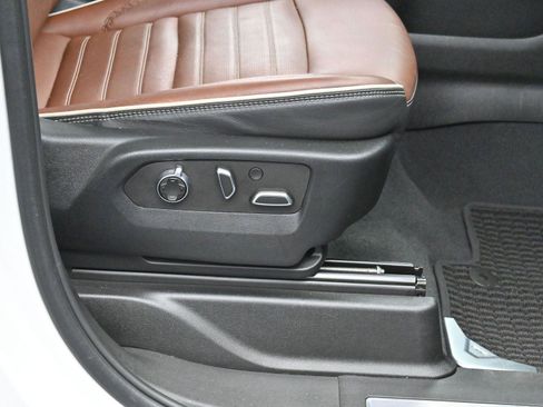 Used 2023 GMC Yukon XL Denali Ultimate image 38