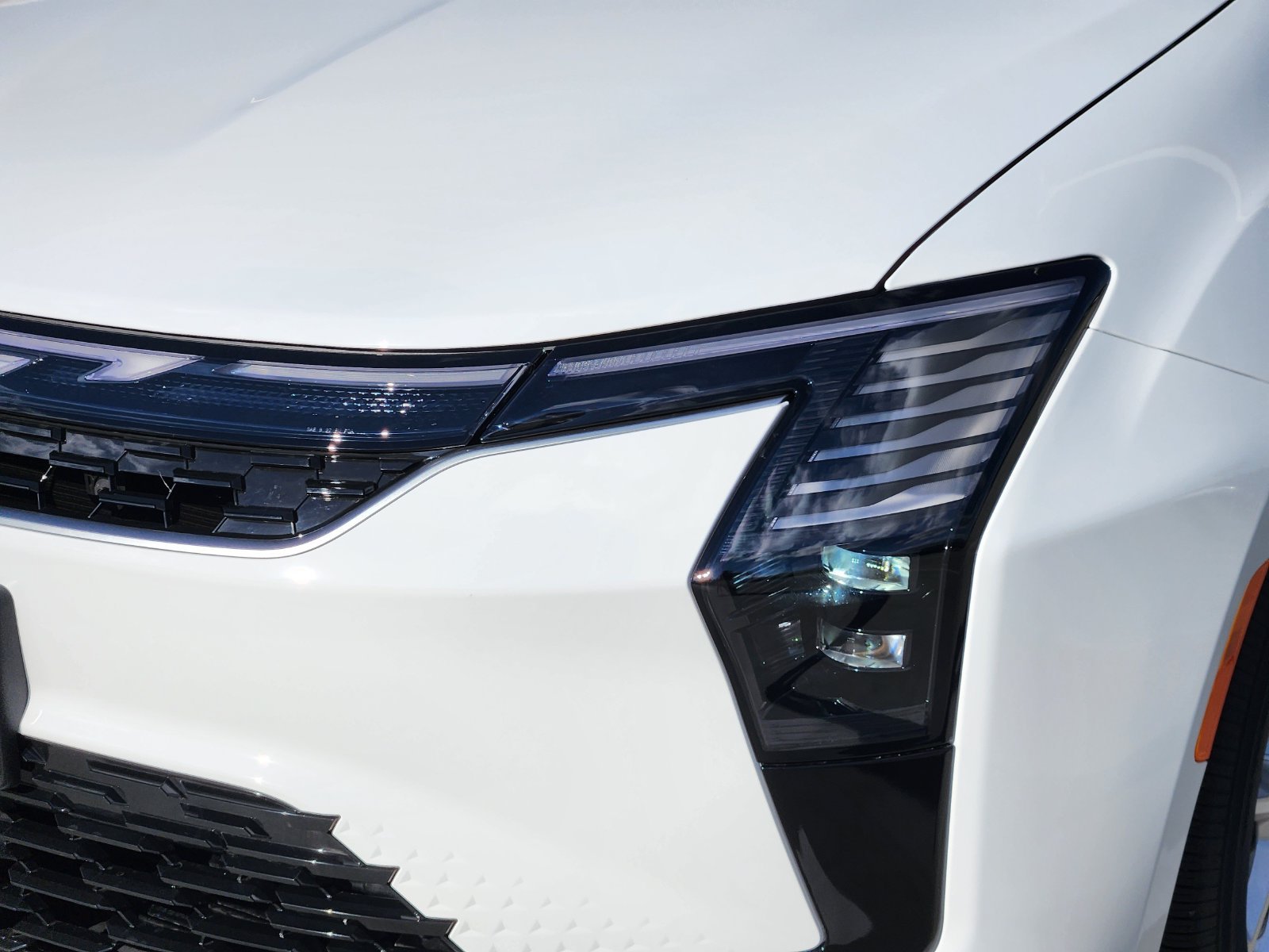 New 2027 Chrysler Pacifica Select FWD image 9