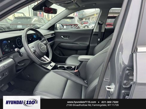 Used 2025 Hyundai Kona Limited image 13