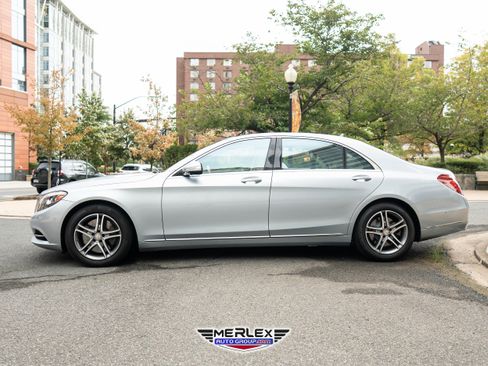 Used 2016 Mercedes-Benz S 550 4MATIC Sedan w/ Premium Package image 4
