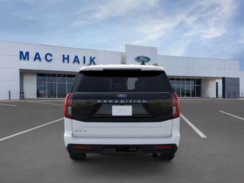New 2026 Ford Expedition Active RWD image 20