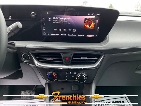 Used 2025 Buick Encore GX Preferred AWD/4WD image 15
