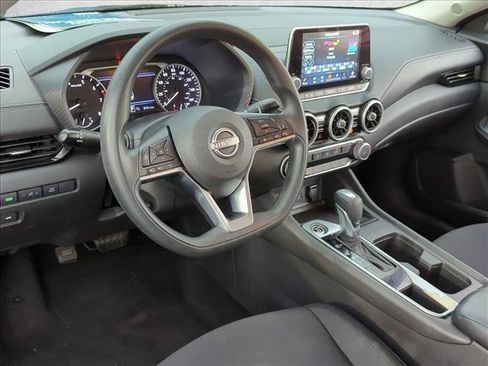 Used 2024 Nissan Sentra SV FWD image 10
