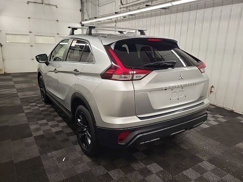 Used 2023 Mitsubishi Eclipse Cross LE image 4