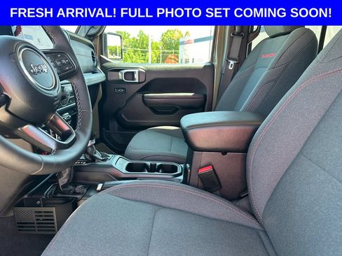 Used 2026 Jeep Wrangler Unlimited Rubicon w/ Xtreme 35 Tire Package AWD/4WD image 10