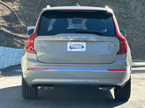 New 2026 Volvo XC90 B5 Plus AWD/4WD image 5