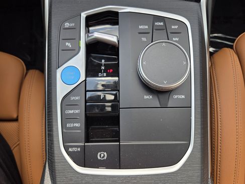 Used 2026 BMW i4 eDrive40 w/ Driving Assistance Package RWD image 26