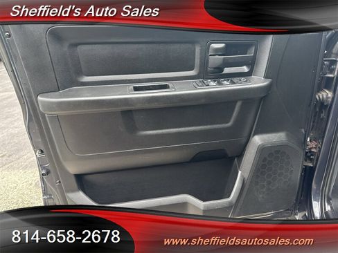Used 2018 RAM 2500 Tradesman w/ Chrome Appearance Group AWD/4WD image 25