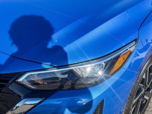 Used 2024 Nissan Sentra SV FWD image 9