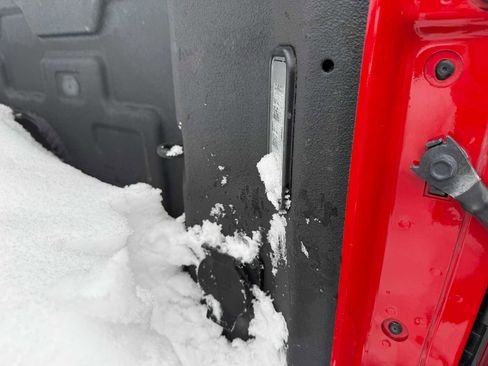 Used 2023 Chevrolet Silverado 1500 Custom Trail Boss image 28