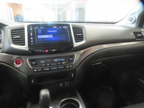 Used 2017 Honda Pilot EX-L image 37