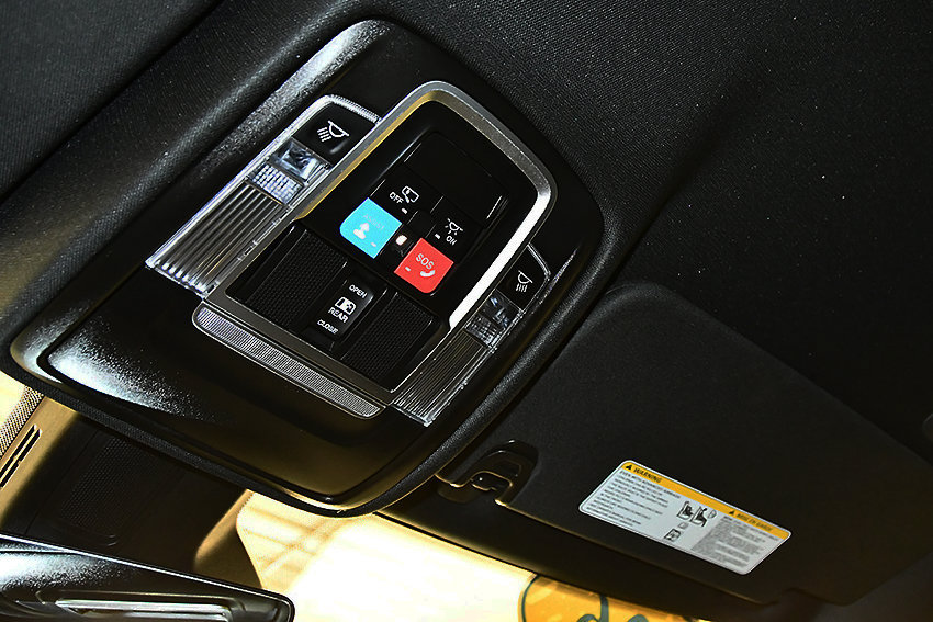 Used 2026 RAM 1500 Laramie AWD/4WD image 26