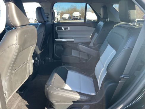 Used 2023 Ford Explorer XLT w/ Equipment Group 202A image 18