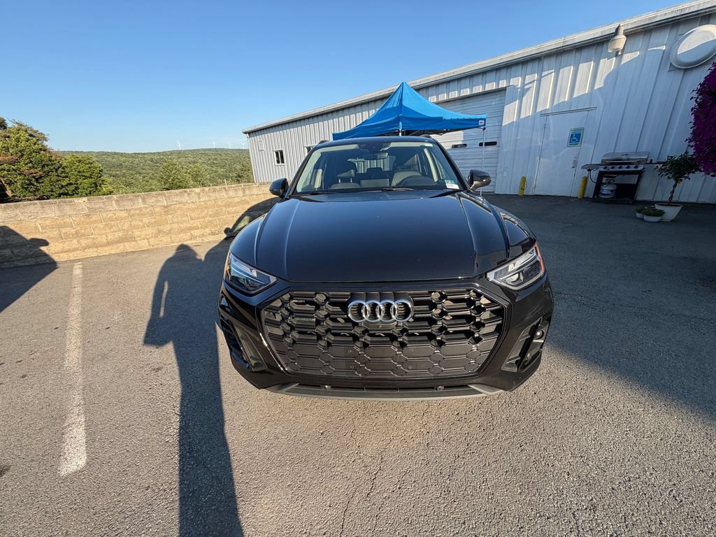 Used 2023 Audi Q5 2.0T Premium Plus w/ Premium Plus Package AWD/4WD image 8