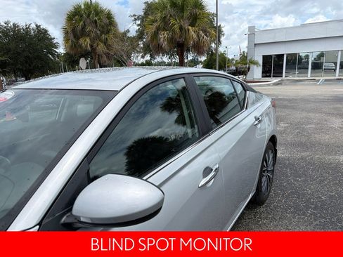 Certified 2023 Nissan Altima 2.5 SV FWD image 10