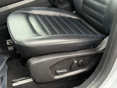 Certified 2024 Ford Edge SEL w/ Convenience Package image 24