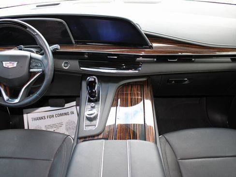 Used 2023 Cadillac Escalade Premium Luxury w/ Performance Package image 34