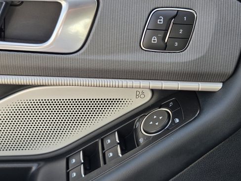 Used 2025 Ford Explorer ST w/ Sun And Sound Package image 27